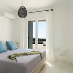 Crystal By Mykonos Mood