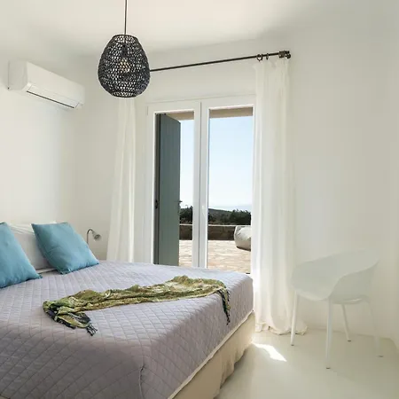 Crystal By Mykonos Mood
