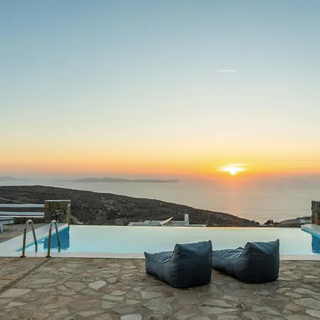 Crystal By Mykonos Mood فيلة